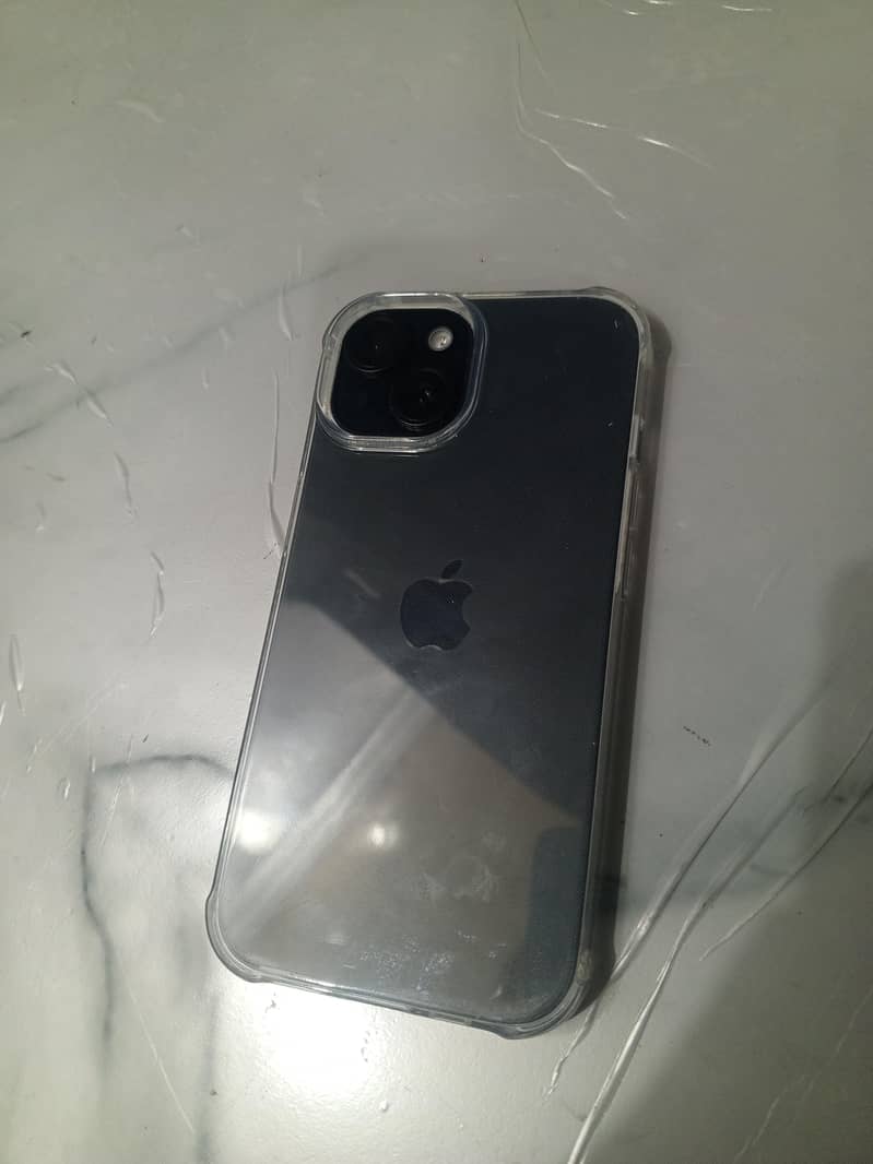Apple iPhone 15 2