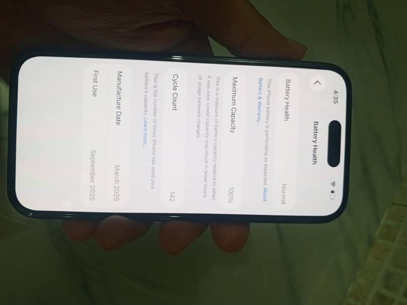 Apple iPhone 15 4