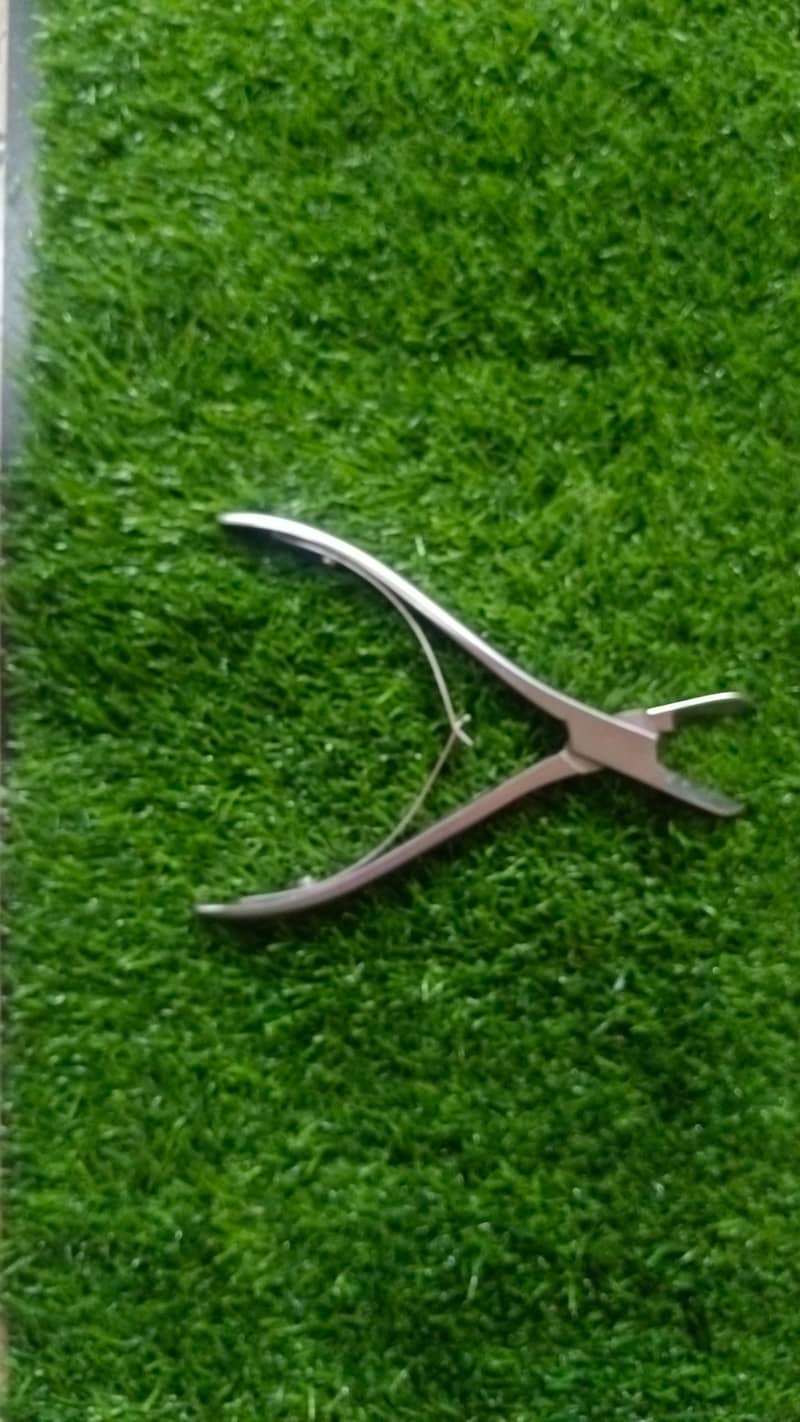 BONE CUTTER 0