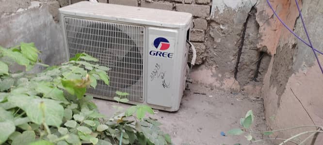 Gree 2.0 ton non inverter split ac
