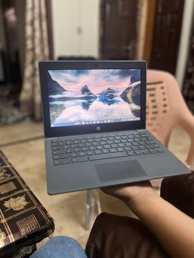 1 MONTHS USE ONLY.  URGENT SELL 4GB RAM