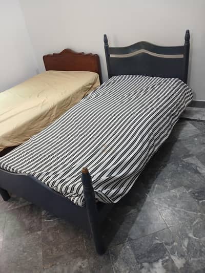 Single Bed with Mattress