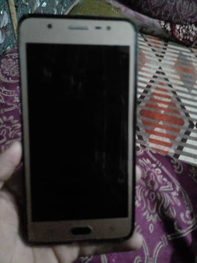 Samsung Mobile J7 Max