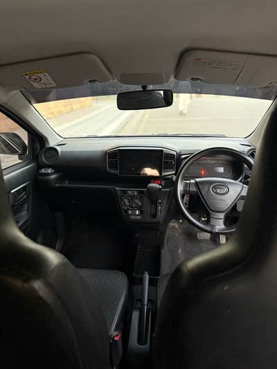 Daihatsu Mira 2022