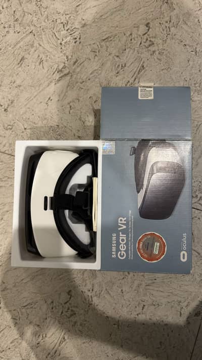 Samsung Gear VR SM-R322 Original with Box | Powered by Oculus