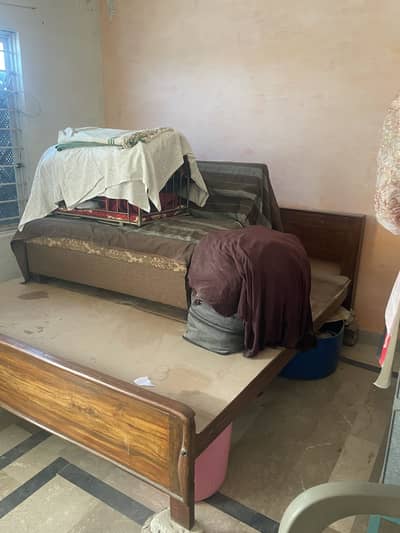 Pure wooden old style bed