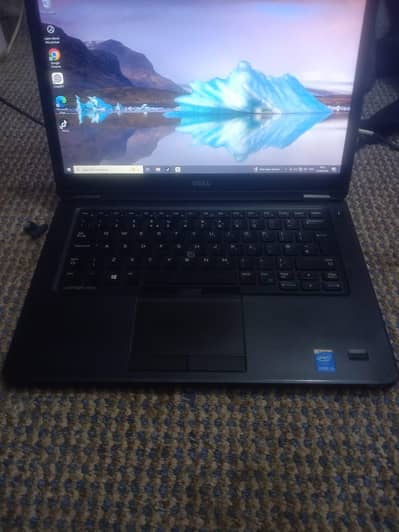 Dell Latitude E5450 core i3 5th Gen 4/128GB SSD Windows 10 Pro