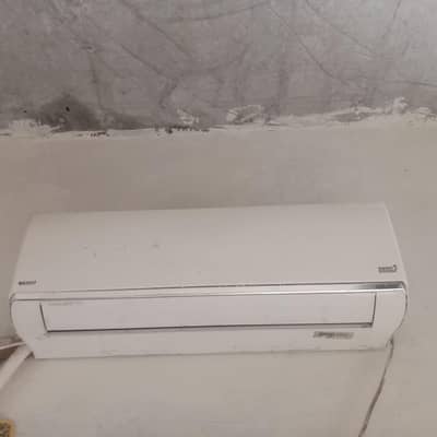 urgent AC sale