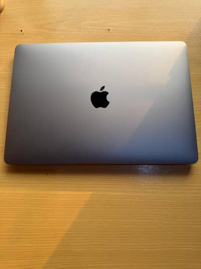 Macbook Pro M2 | 8/512 | with Box | Resonable Price | Urgent Sale