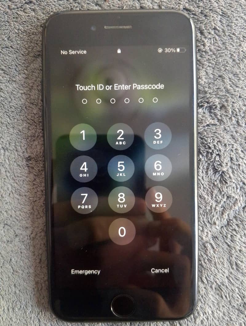 Apple iPhone 7 1