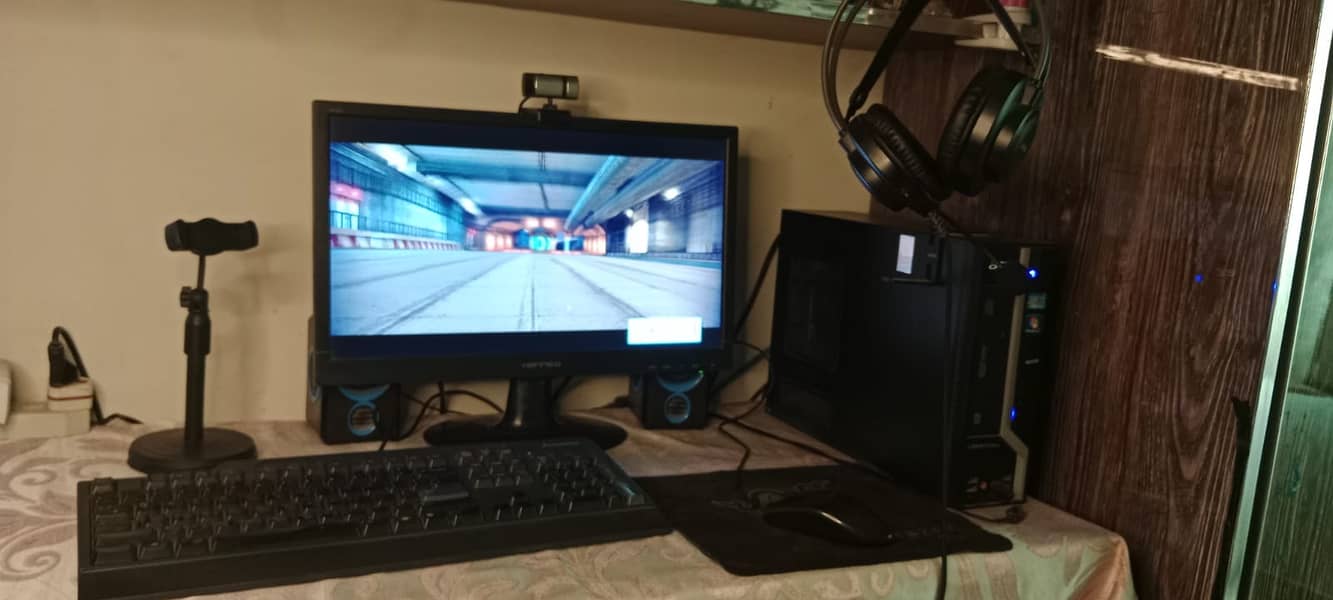 Desktop Computer 2