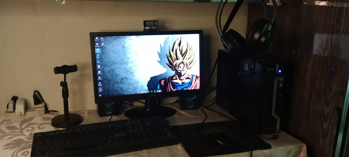 Desktop Computer 4