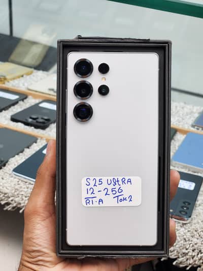 Samsung Mobile S25 Ultra