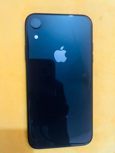 Apple iPhone XR
