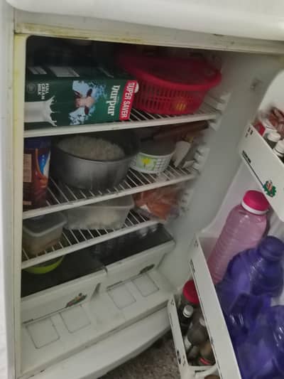 neat and clean no open no repair