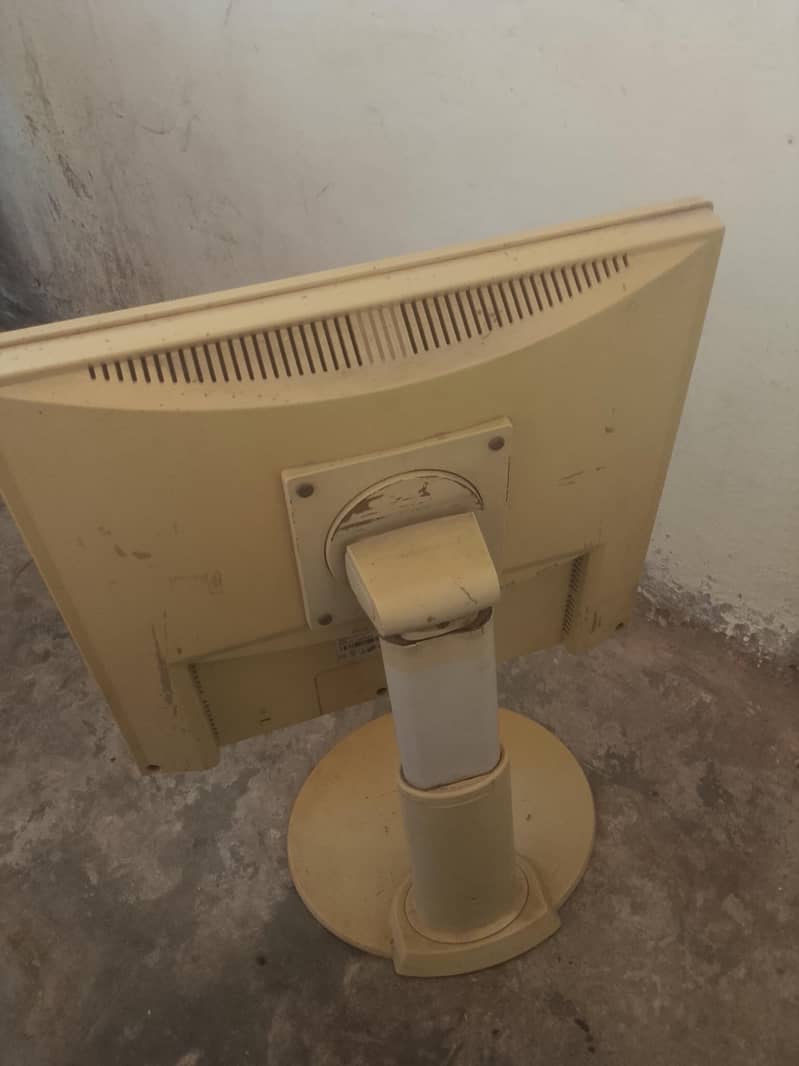 LCD Computer 3