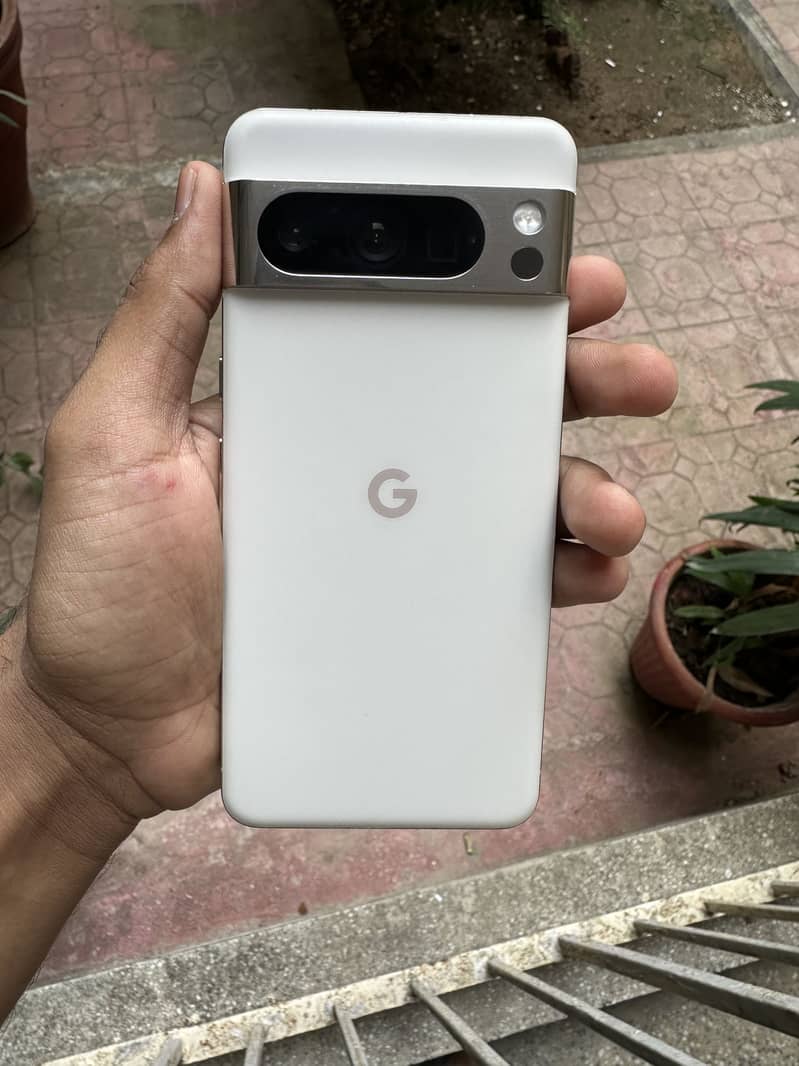 Google Pixel 8 Pro 4