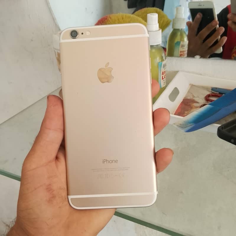 Apple iPhone 6 Plus 1