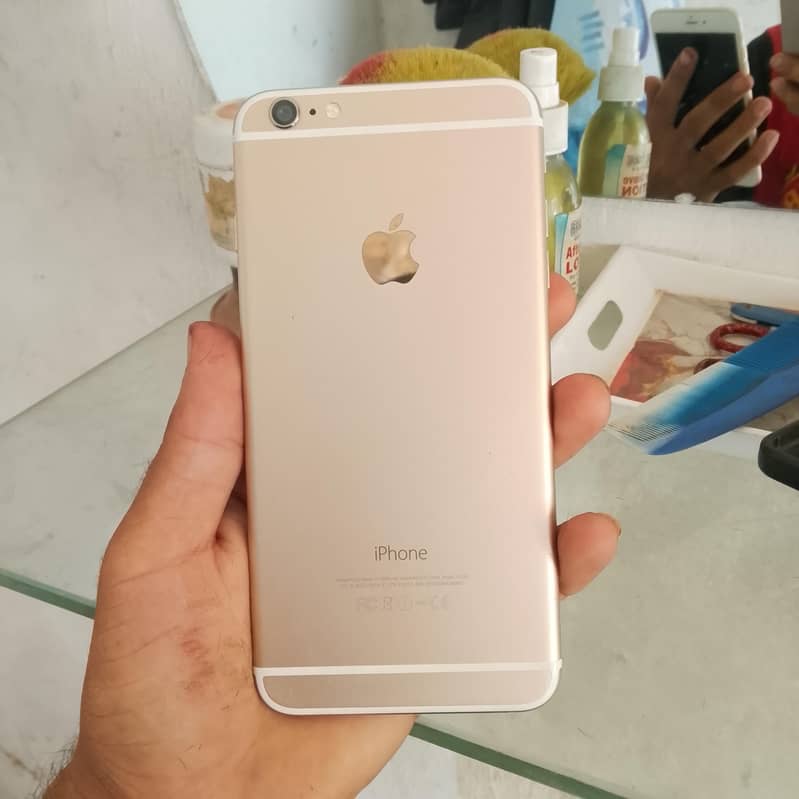 Apple iPhone 6 Plus 4