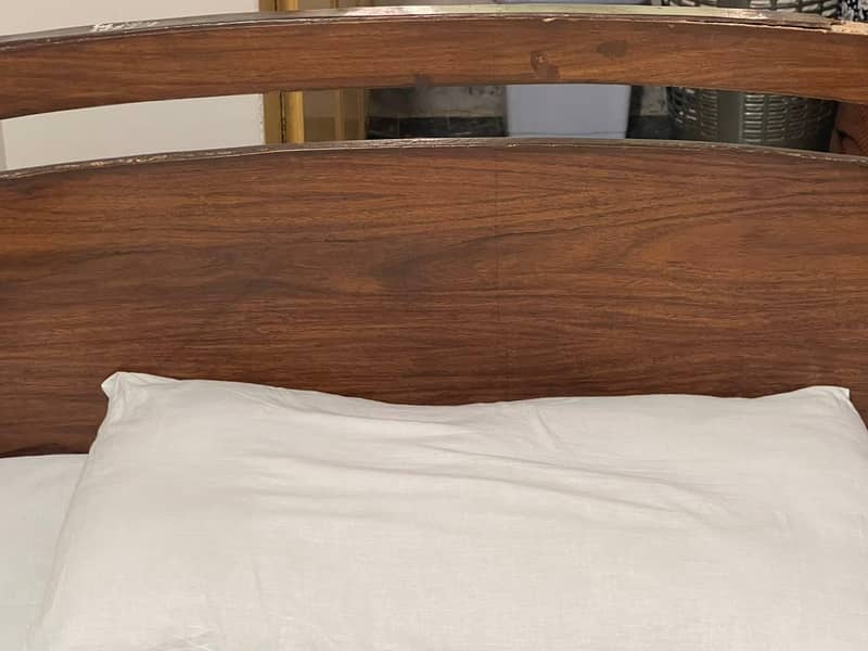 Single Bed 0
