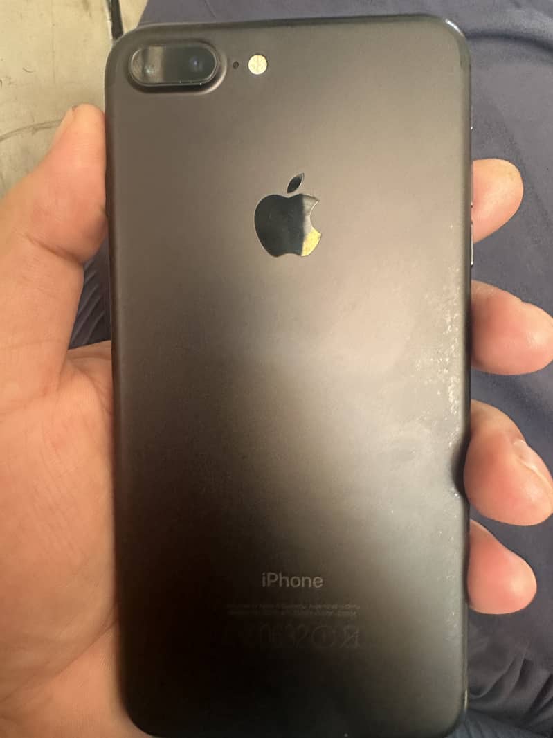 Apple iPhone 7 Plus 2