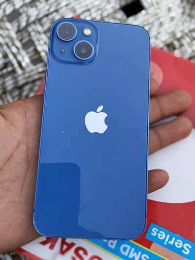Apple iPhone 13