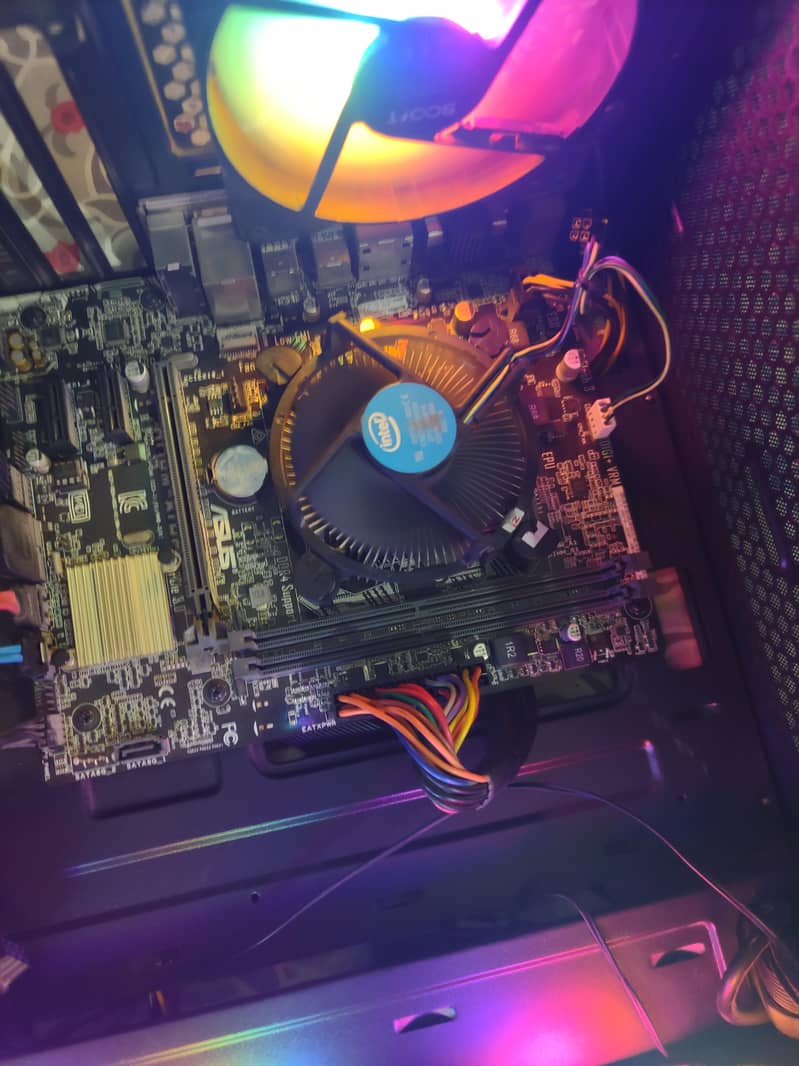computer case  available 3