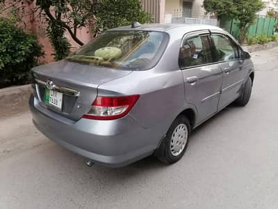 Honda City Vario 2004 non accident Bater Corolla