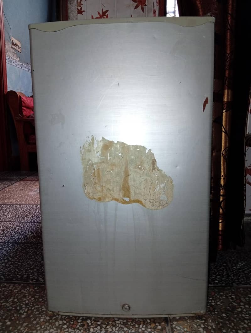 fridge 0