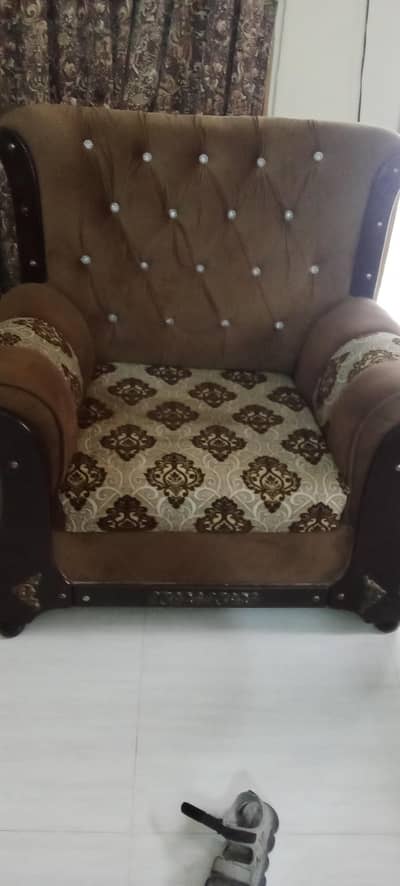 less use sofa set 35000 to 30000