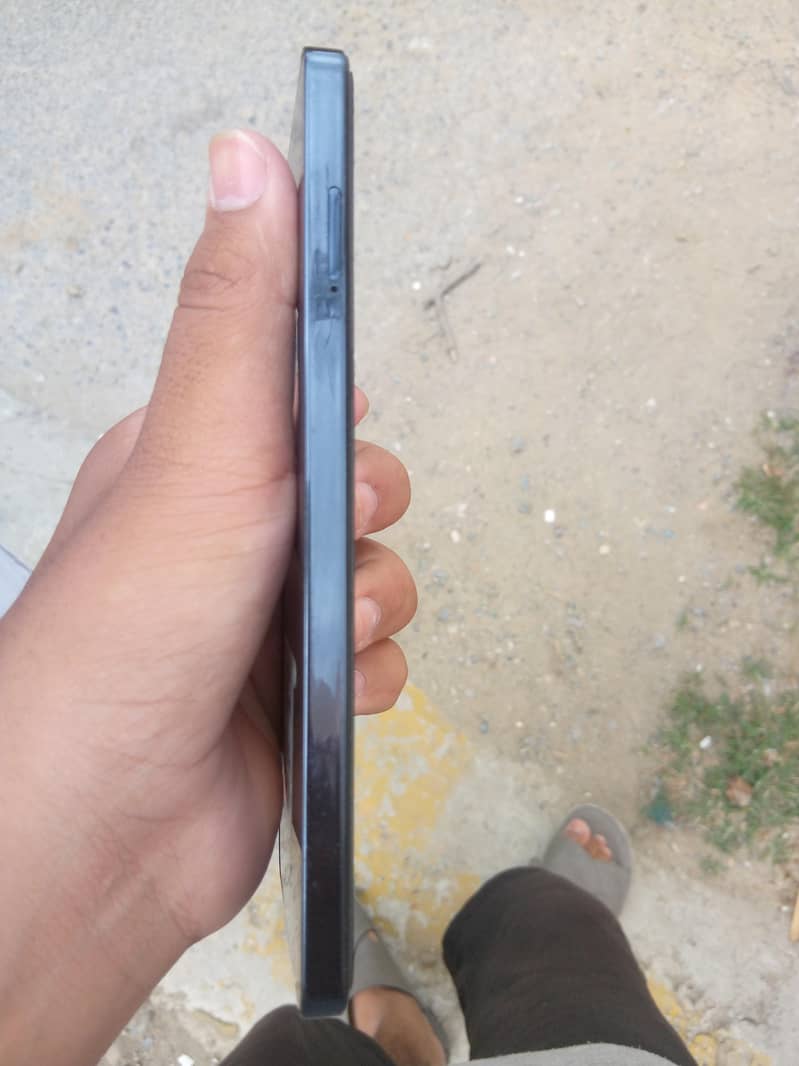 Tecno CAMON 20 include with box 3