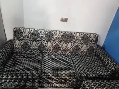 sofa set 5 seater for sale in good condition