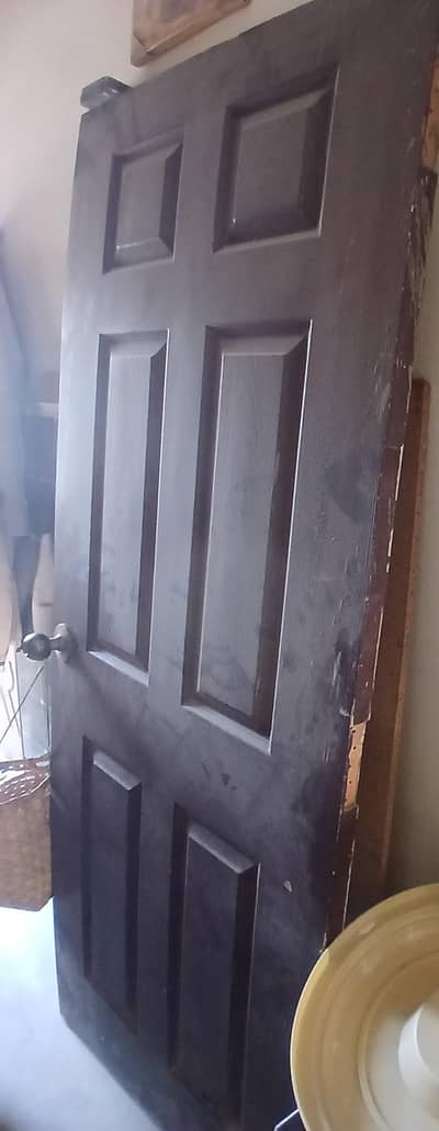 room door (beyaar wood]