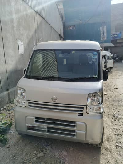 Nissan Clipper 2016