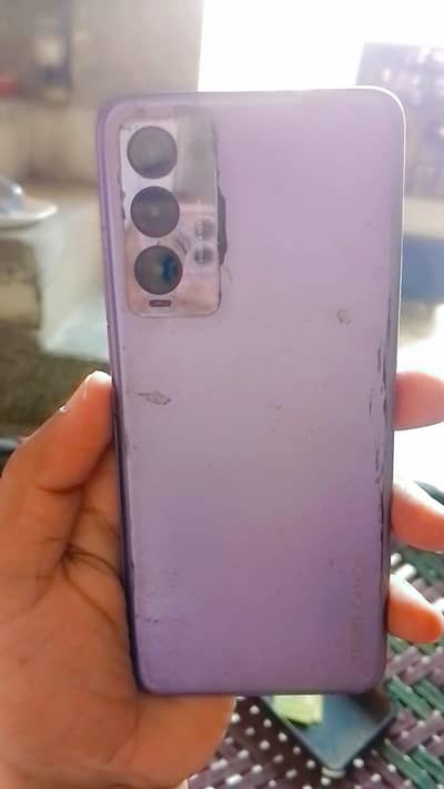 Tecno Camon 18