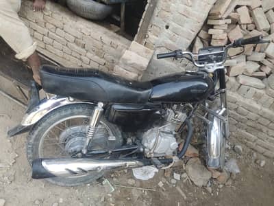 united 125 chalne me bilkul thk hy apllate for rigistr