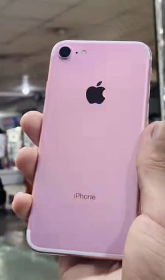 Apple iPhone 7 0