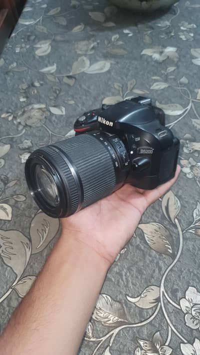 Nikon D5200 + Tamaron 18-200mm Lens + Free Rope Strap