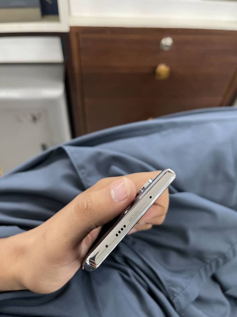Tecno CAMON 40 Pro 18