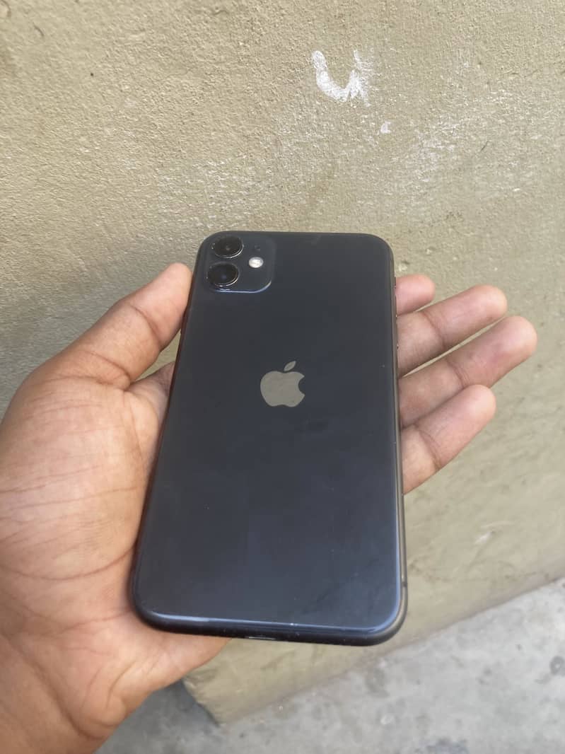 Apple iPhone 11 0