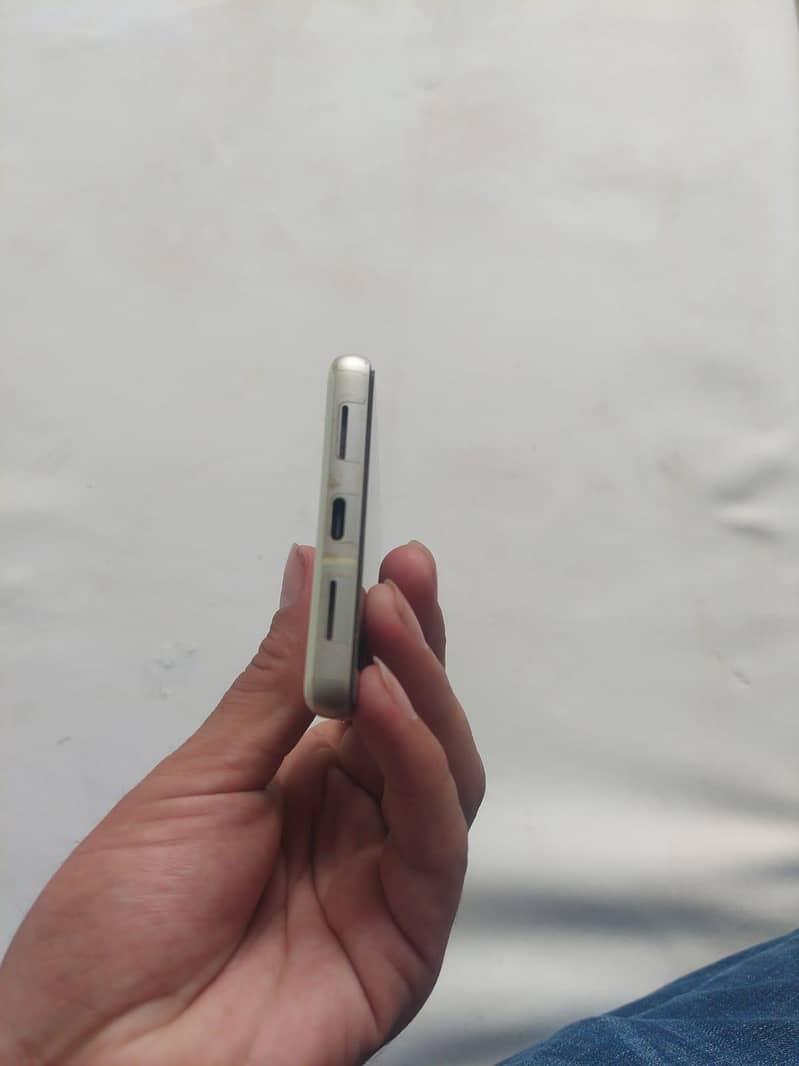 Google Pixel 7 2