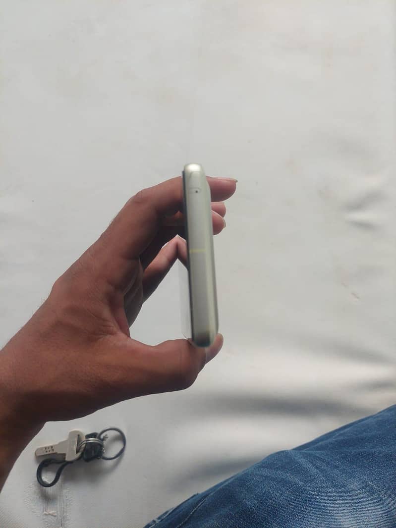 Google Pixel 7 3