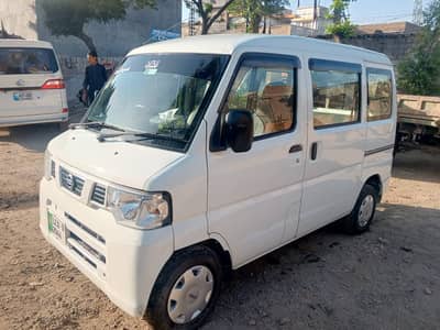 Nissan Clipper 2012
