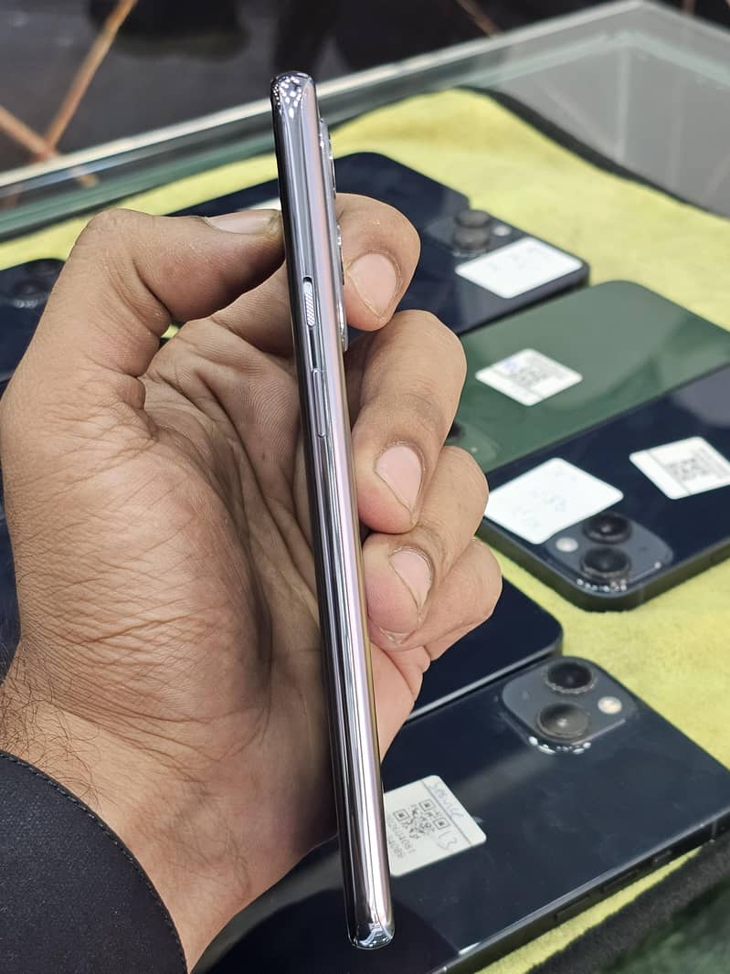 One Plus 9 4