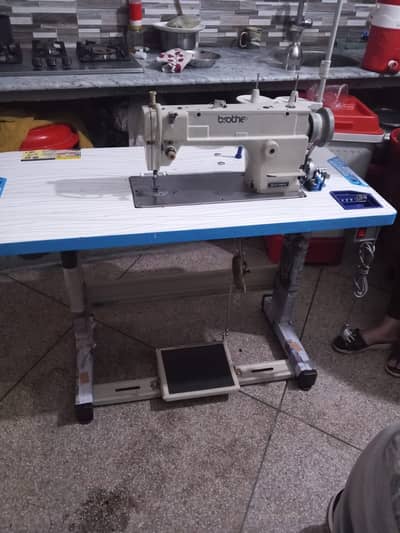 Sewing Machine complete set for sale