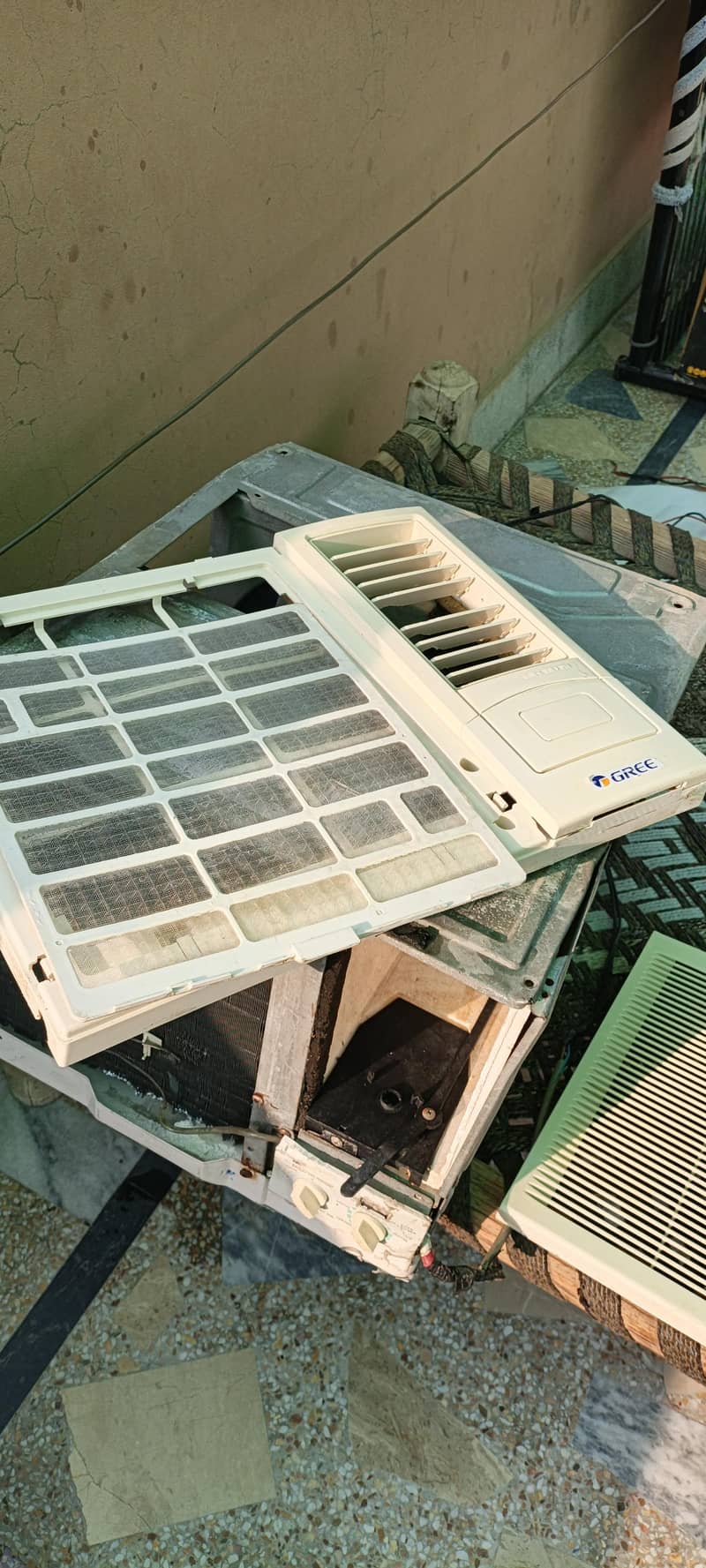 Ac window 0