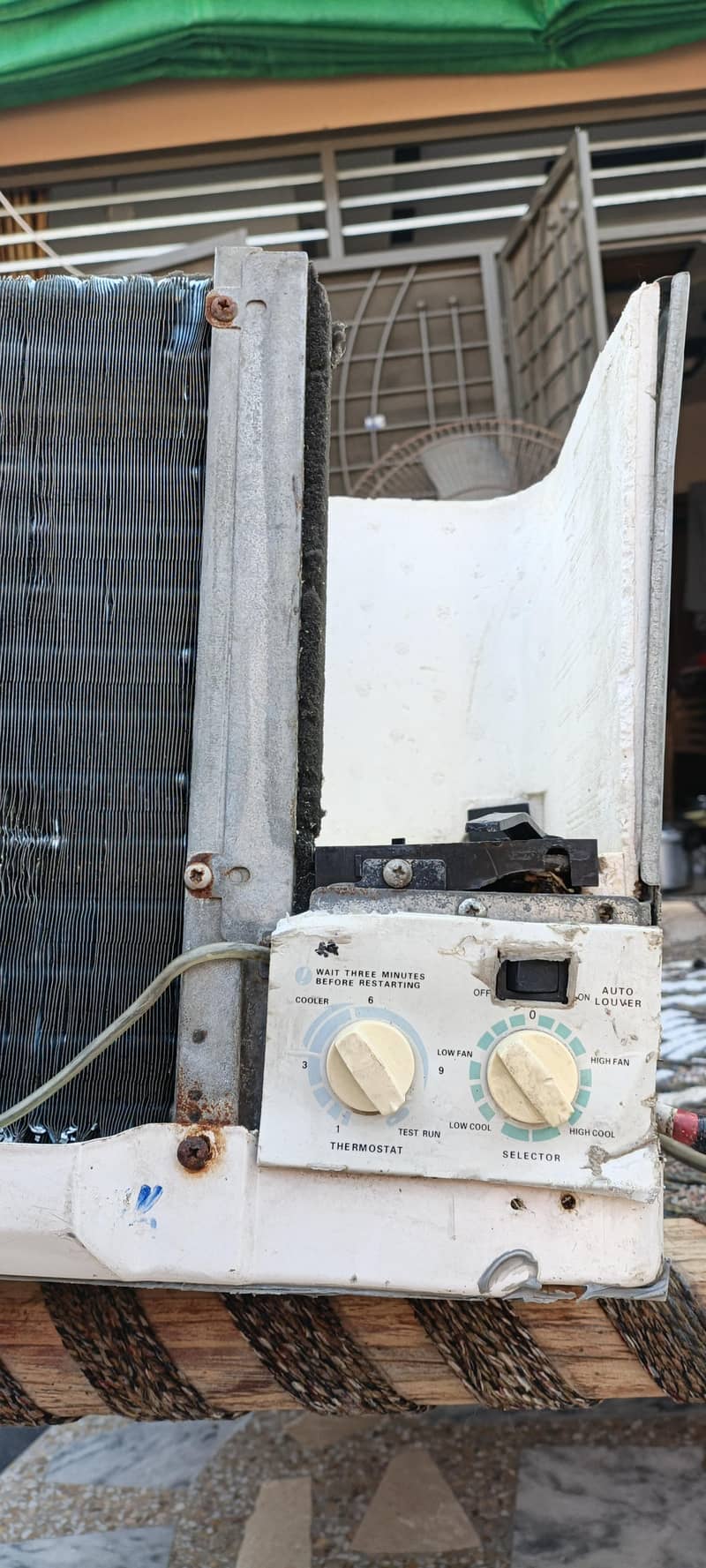 Ac window 7