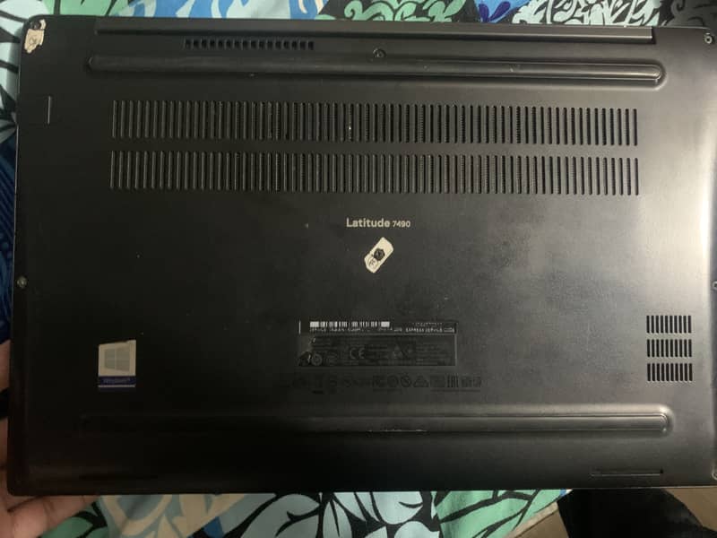 Dell 7490 1