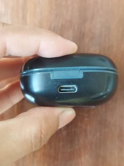 Sweet Dreams Model D20 TWS Earbuds | Type-C Charging-Great Condition