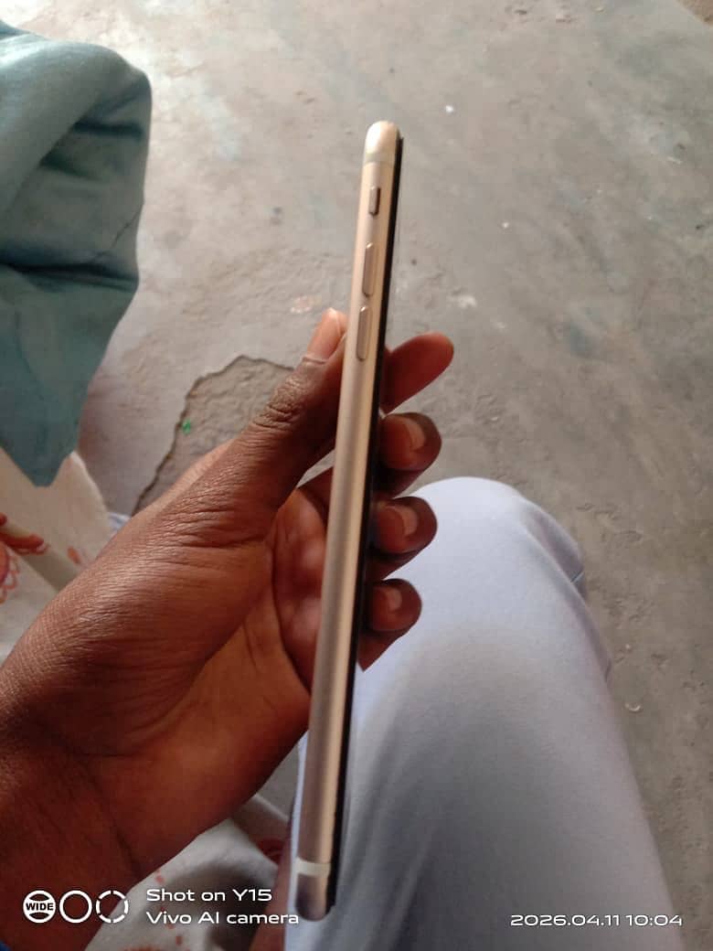 Apple iPhone 7 Plus 4